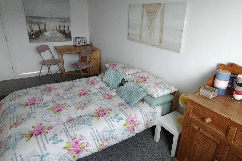 Guest Suite 50M From The Beach Bognor Regis Kültér fotó